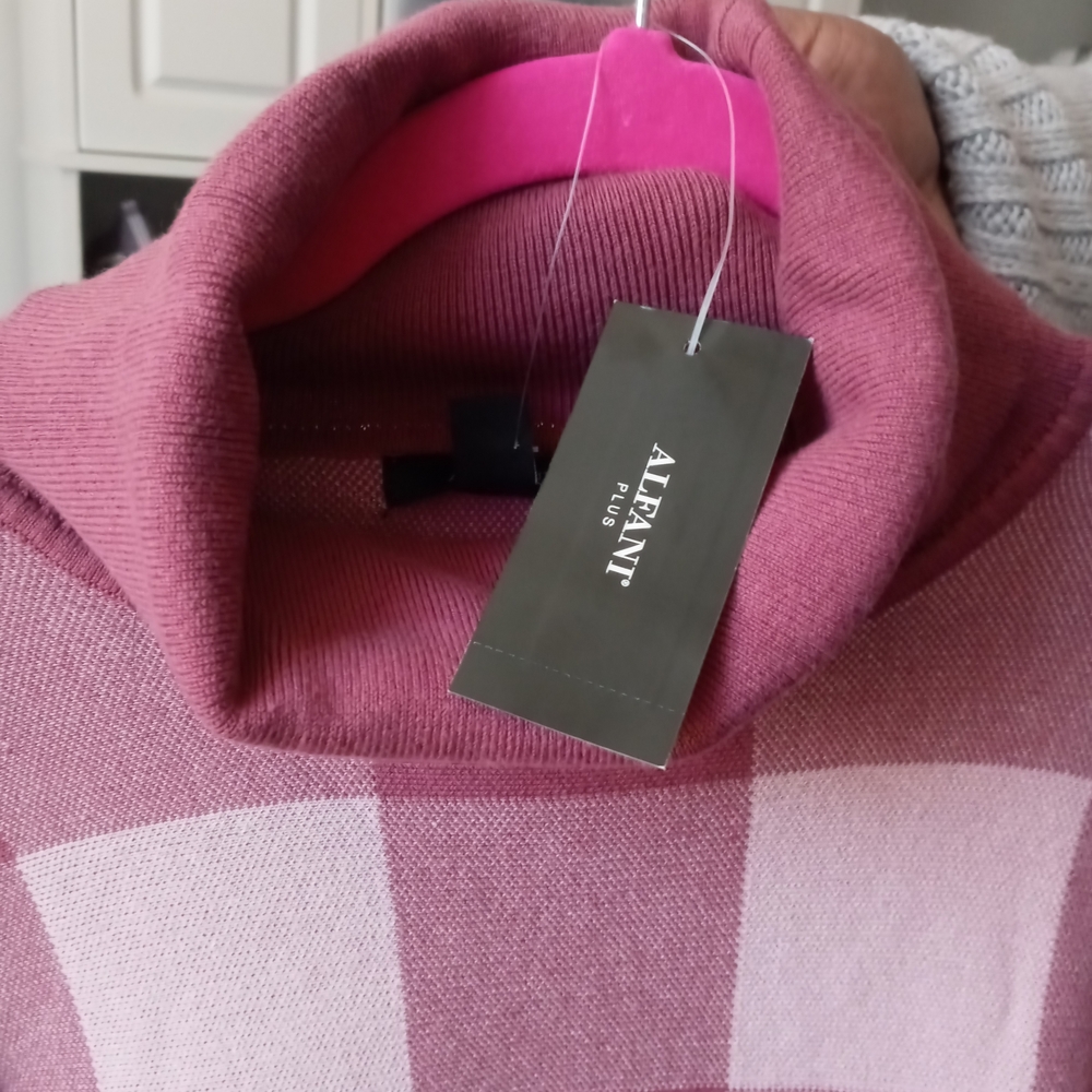 SWEATER BUNDLE! - image 5